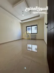  17 لم تسكن - تشطيبات فاخرة - طريق المطار - 4نوم - 230م - بإطلالــــه بانوراما - تستحق المشاهدة