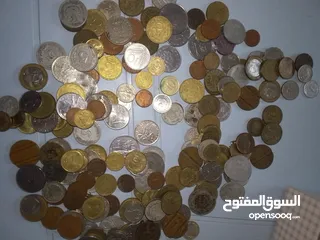  3 عملات معدنيه متنوعه