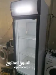  4 ثلاجة باب زجاج بحالة الوكالة للبيع