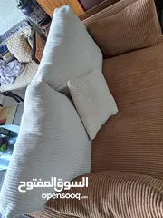  2 طقم جلوس امريكي فاخر جدا خشب زان لون بني وقماش ابيض مقلم عريض كاردروير