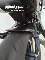  2 دراجه سي اف موتو  NK650cc بحالة الجديدة استعمال خفيف جدا موديل 2021