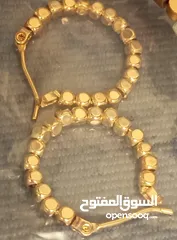  1 طقم حلق لون ذهبي أنيق