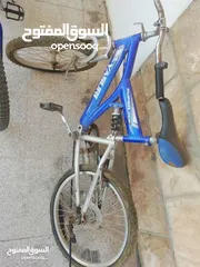  1 بسكليت و زلاجة كونان و سكوتر للبيع . المفرق