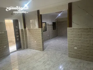  5 شقه لإيجار