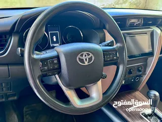  17 Toyota fortuner 2018 l
