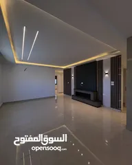  10 شقة مميزه وفاخره - الجبيهه- ام زويتينه-شارع الاردن - بالقرب من مدارس الرواد ومسجد سويلمين- اطلاله