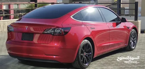  4 Tesla 2023 Model 3 Standard Plus