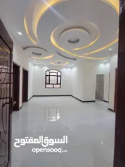  3 عماره ملكيه للبيع في بيت بوس خلف الصرمي المثلث الذهبي