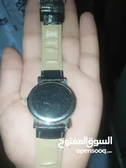  4 ساعتين بنوع كوارتز 2 بدينارين ونصف فقط عرض خاص لمدة محدودة