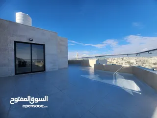  8 شقة طابق ثالث مع روف في مشروع زهرة القمر بإطلالة رائعة وتشطيبات عالية الجودة في موقع مميز