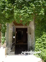  5 شقة فاخرة للبيع 250 متر مربع داخلي 250 متر مربع خارجي ام زويتينة