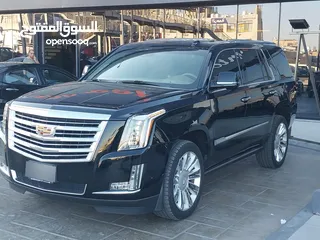  2 كاديلاك اسكاليد وارد الوكالة قاطع مسافة 29000km فقط صنف platinum