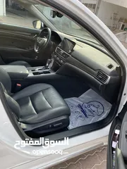  7 هوندا موديل 2019 والموتر تم تغير الباب الخلفي يسار وشي بسيط فالمدقار والموتر 100‎%‎ وقابل للتفاوض.