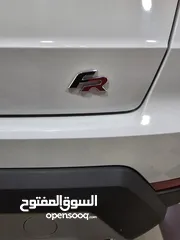  14 سيات ارونا FR  2021 فل اضافات دهان الشركة المنتجة لون ابيض سقف اسود