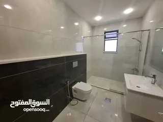  6 شقة غير مفروشة للإيجار ( Property 40974 ) سنوي فقط