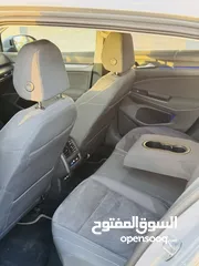  21 فولكس فاجن جولف 2021 باللون المميز والسعر المميز