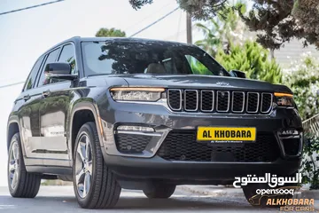  4 Jeep Grand Cherokee 2022 Limited Plug in hybrid 4xe  السيارة بحالة ممتازة جدا و قطعت