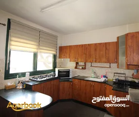  6 شقة مميزة بإطلالة جميلة للبيع   وسط رام الله – قرب بنك فلسطين