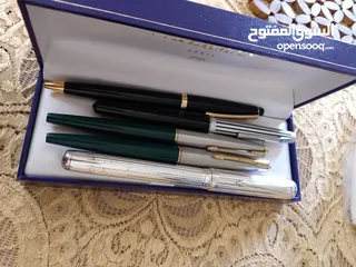  4 اقلام حبر عادي و ريشه ماركات عالميه بحاله ممتازه وجيده جدا بسعر مغري جداً