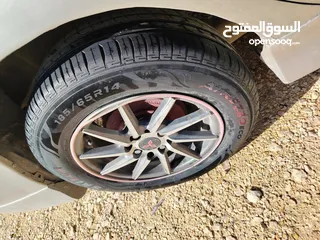  4 جنط فوزن 14 للبدل على 15 او 16