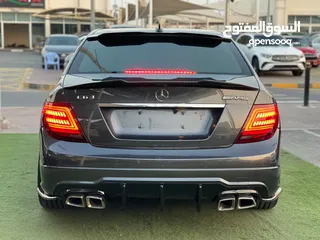  13 Mercedes C300 2010