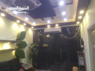  6 محلات مكاتب للإيجار في عدن المنصورة شارع كالتكس على الخط العام