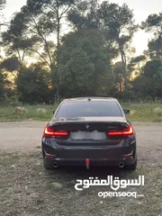  2 BMW 330e 2021