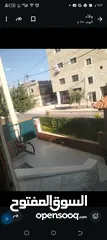  10 شقة طابق ارضي درج طلوع اول فني مساحة 163متر مربع مع مساحة خارجية واسعة مساحة 70 متر مربع تشطيب سوبر