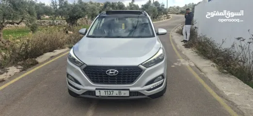  19 جيب هواندي توسان موديل 2016-ماتور 2000ديزل فل فل اضافات مع فتحة سقف بنوراما الجيب فحص شركة ونخب