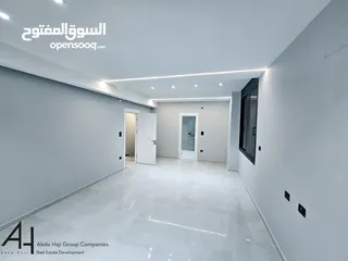  16 فيلا طابقين وروف للبيع الراهبات الورديه