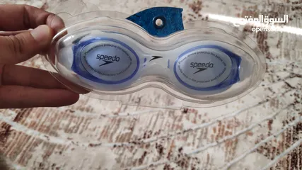  9 نظارات سباحة speedo الاصلي