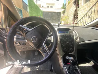  3 اوبل استرا 2012
