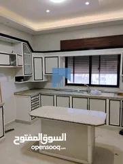  8 شقة مميزة للبيع في الصويفية  - مقابل البركة مول طابق ثالث 151م تشطيب سوبر ديلوكس