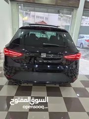  2 سيات ليون fr للبيع فل اضافات بحالة الوكالة