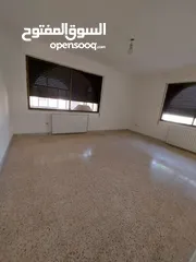  3 شقة فارغة - ضاحية الرشيد - 4نوم - 380م