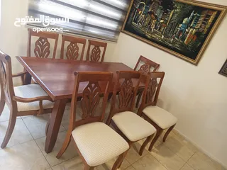  2 طاولة 8 كراسي بحالة ممتازة