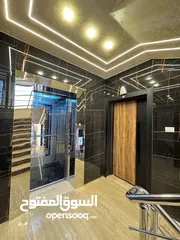  2 شقة  فاخره للبيع في ابو نصير بسعر مميز تشطيب ديلوكس بالقرب من الكليه البحريه