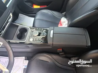  11 BYD QIN PLUS 2022  لون أبيض لؤلؤي مستعمل بحال الوكالة