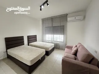  8 دير غبار شقة مفروشة فخمة للإيجار السنوي مكونة من 3 نوم