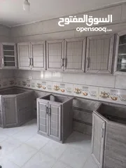  13 مطابخ ألمنيوم