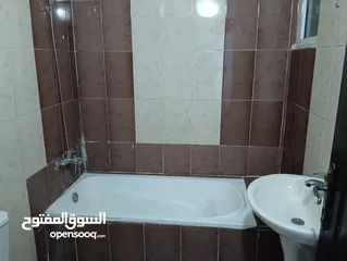  2 شقه للبيع عند مدرسه مريم بنت عمران