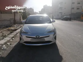  2 تويوتا بريوس 2017