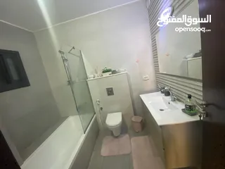  12 شقة مميزة باطلالة مميزة بافخم المناطق