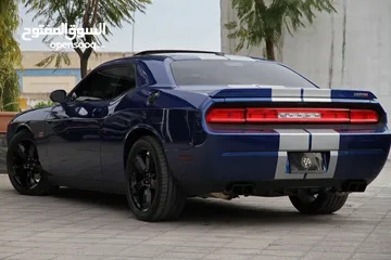  11 dodge challenger srt8