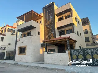  21 شقق سوبر ديلوكس للبيع العقبه  التاسعه اهالي بسعر مميز