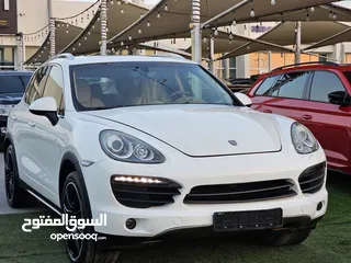  2 Porsche Cayenne 2011 GCC/ v8 / full option perfect condition