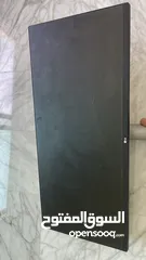  1 شاشة lg ultra wide  فقط مكسورة الشاشه تحتاج لتبديل تبديلها ب (50)