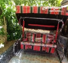  8 طقم راتان 5 مقاعد.     مع طاولة وسط  تتوفر جميع الالوان ويتوفر طقم سباعي ومراجيح