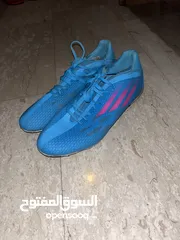  2 بوت Adidas كرة قدم مستعمل جديد