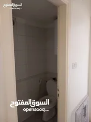  4 شقة فارغة للايجار